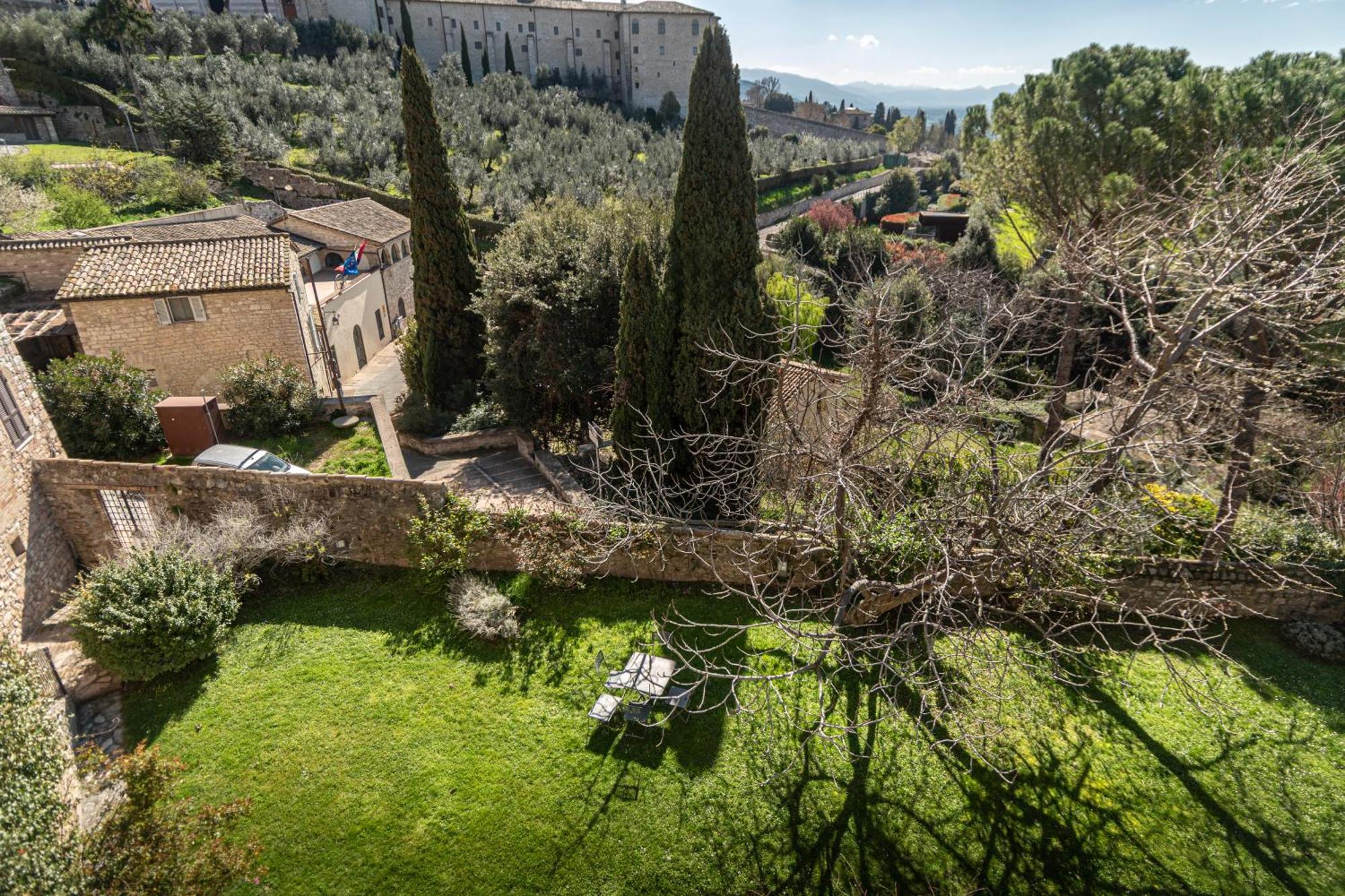 Residenza D'Epoca San Crispino Aparthotel Assisi Bagian luar foto