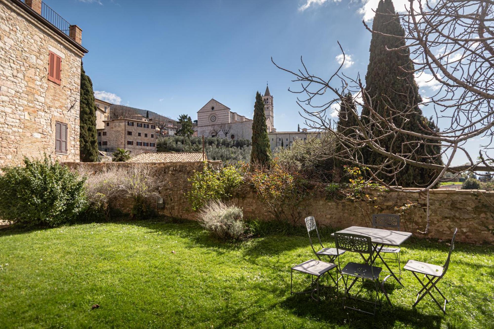 Residenza D'Epoca San Crispino Aparthotel Assisi Bagian luar foto