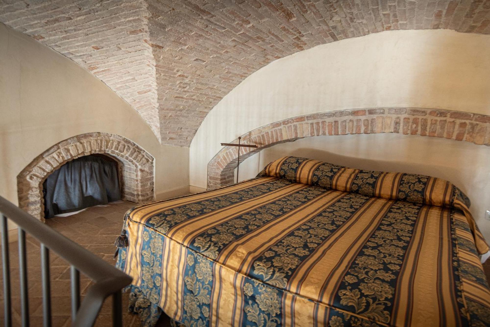Residenza D'Epoca San Crispino Aparthotel Assisi Bagian luar foto