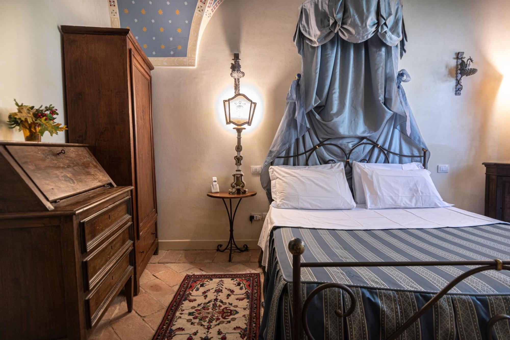 Residenza D'Epoca San Crispino Aparthotel Assisi Bagian luar foto