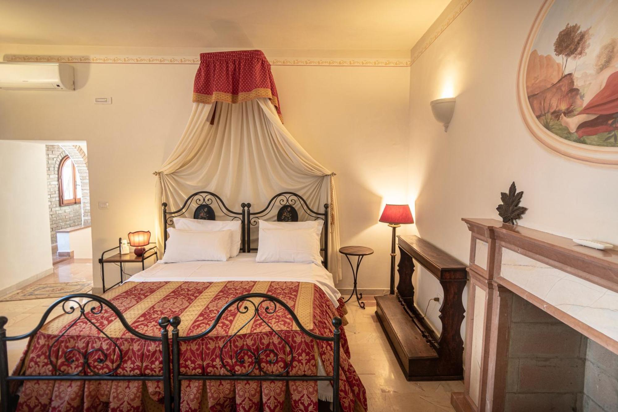 Residenza D'Epoca San Crispino Aparthotel Assisi Bagian luar foto