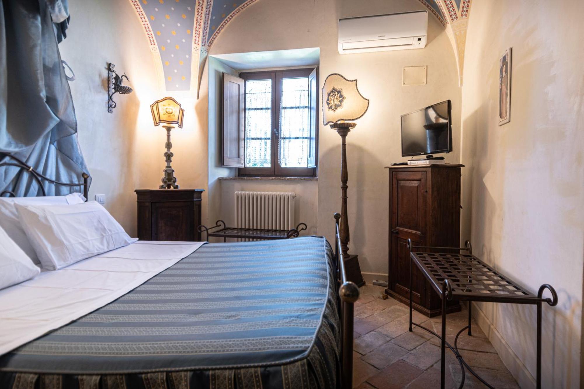 Residenza D'Epoca San Crispino Aparthotel Assisi Bagian luar foto